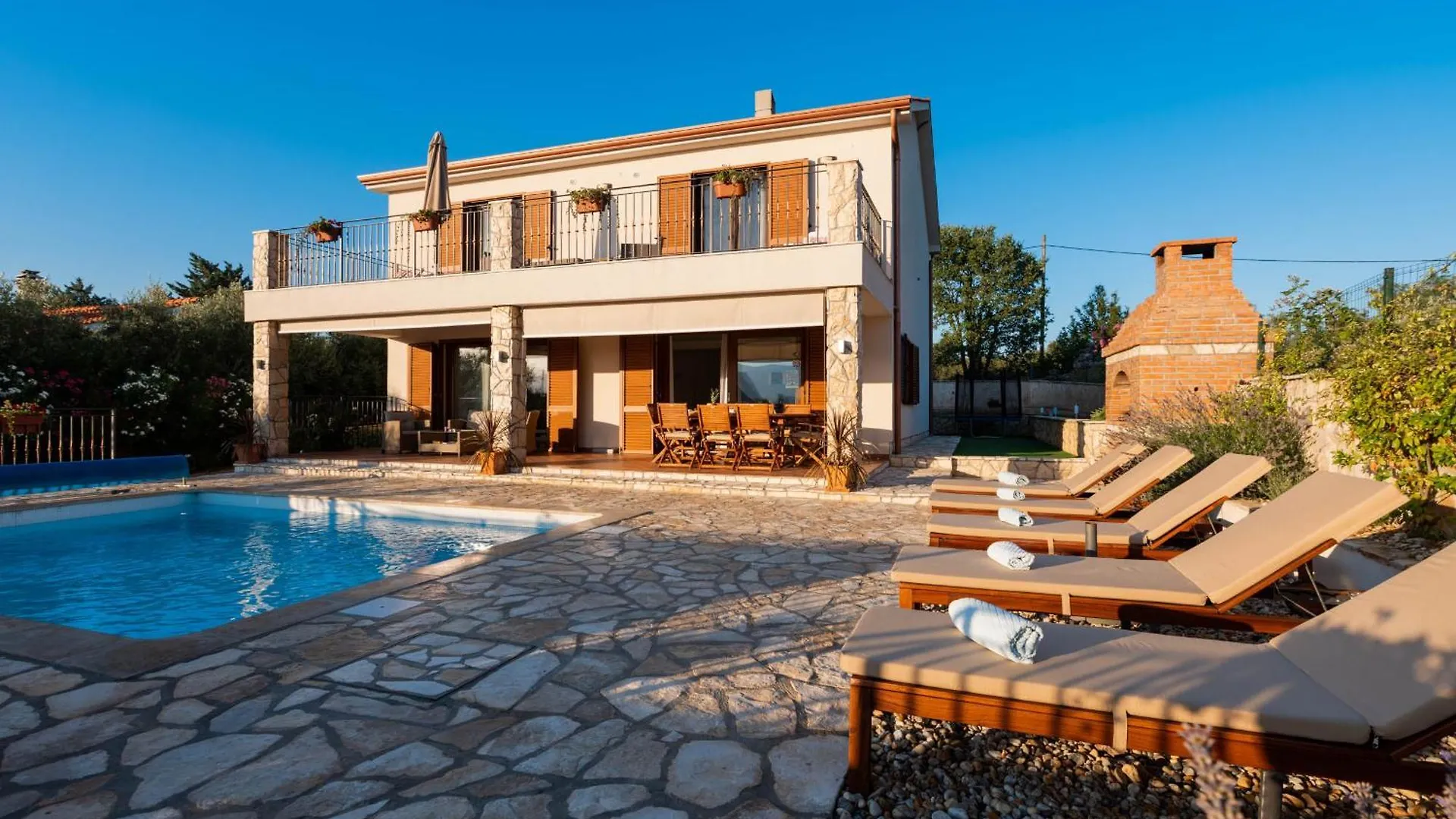 Villa Sara - Perfect Family Holiday Brzac