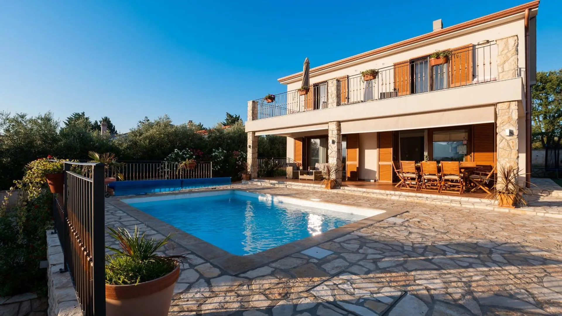 Villa Sara - Perfect Family Holiday Brzac Croatia